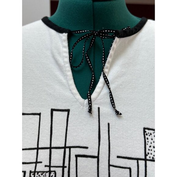 K.D. Spring White 3/4 Sleeve Top  Abstract Black Geometric Design V-Neck  Large - Picture 3 of 16